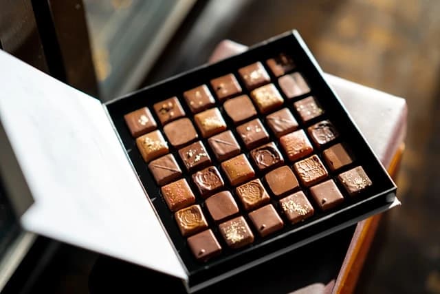 Milk chocolate with hazelnuts 40g