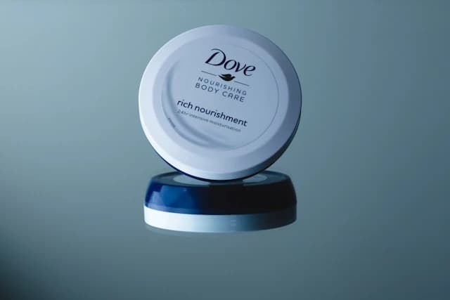 Nivea Intense Healing Body Cream